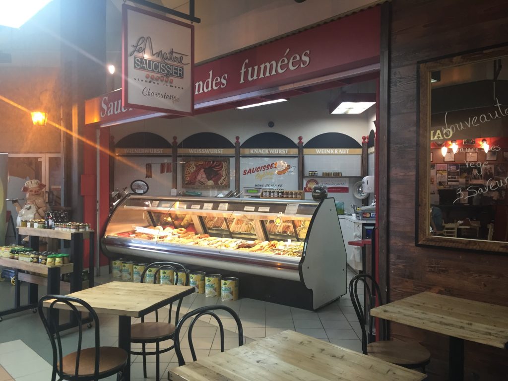 Le Maitre Saucissier Table à manger