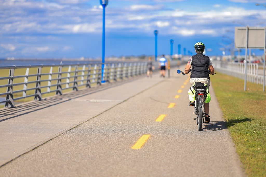Promenade de la mer vélo crédit Patric Nadeau Promenade de la mer vélo crédit Patric Nadeau