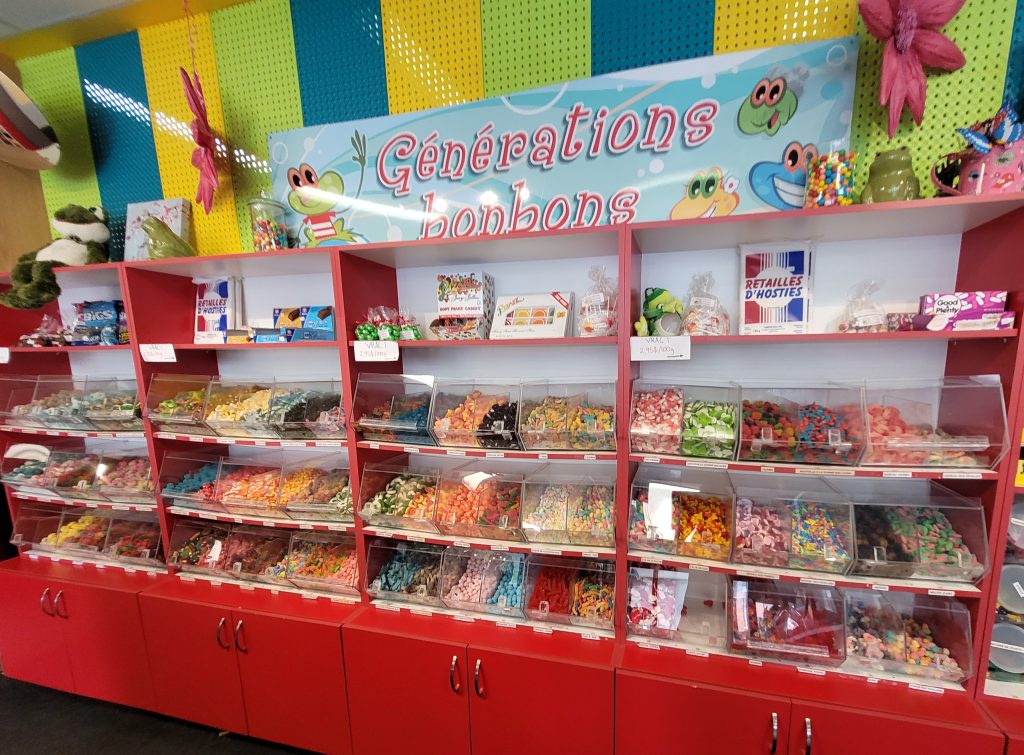Générations bonbons intérieur du magasin 3 Générations bonbons intérieur du magasin 3