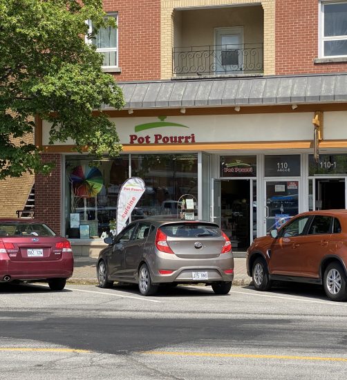 Boutique Pot Pourri Devanture – Pot Pourri Rimouski